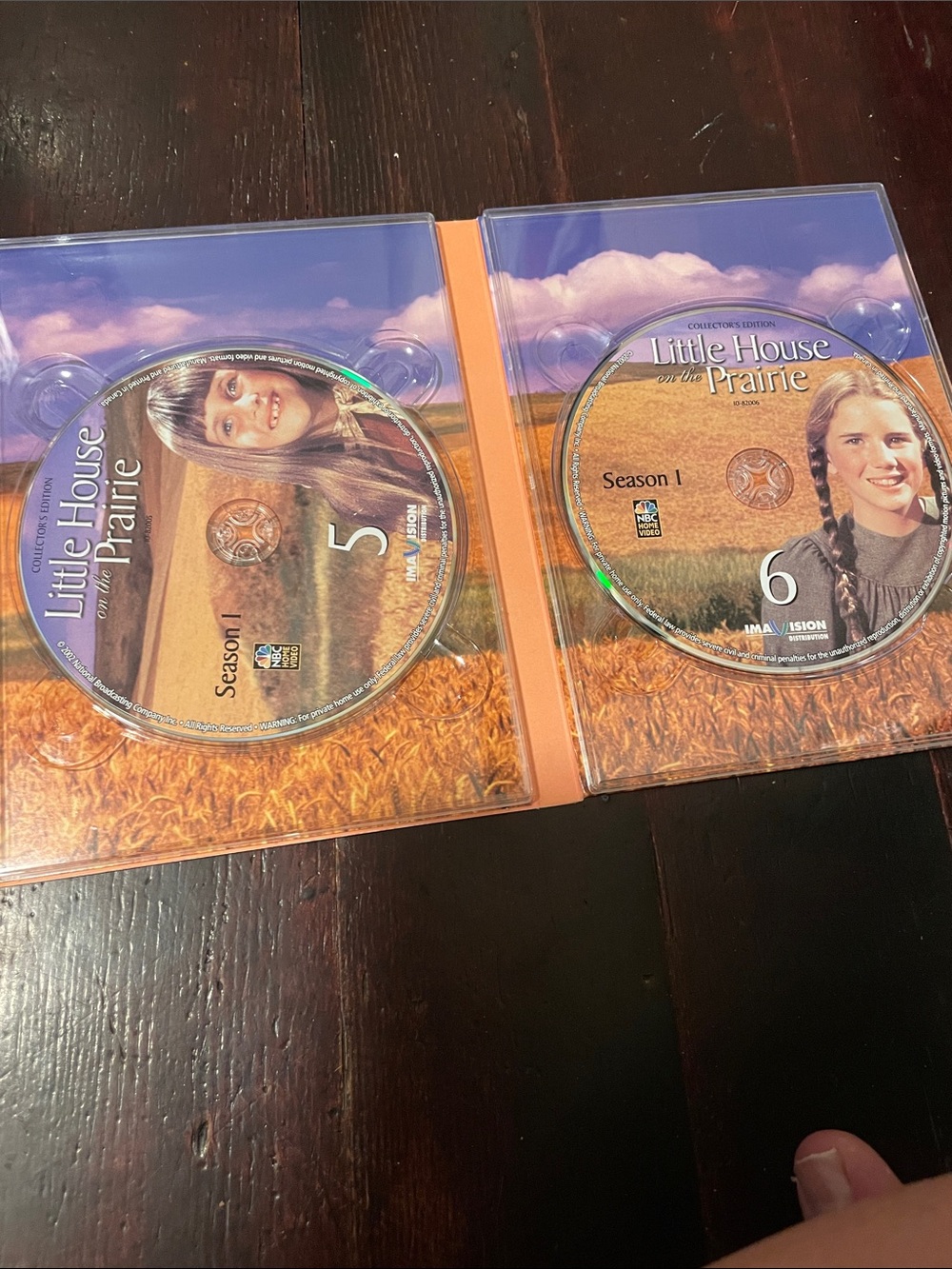 Little house on the prairie season 1 - Picture 5 of 6